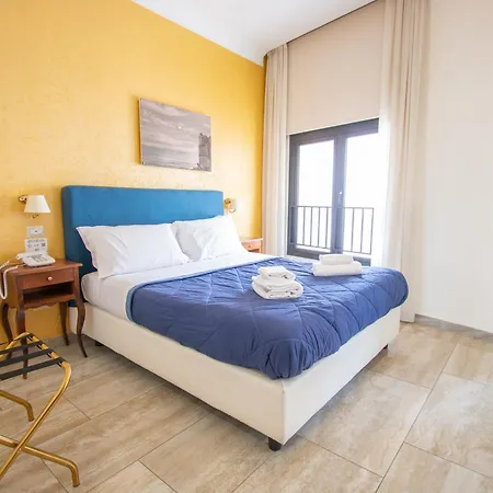 Neapolitantrips 3* Νάπολη